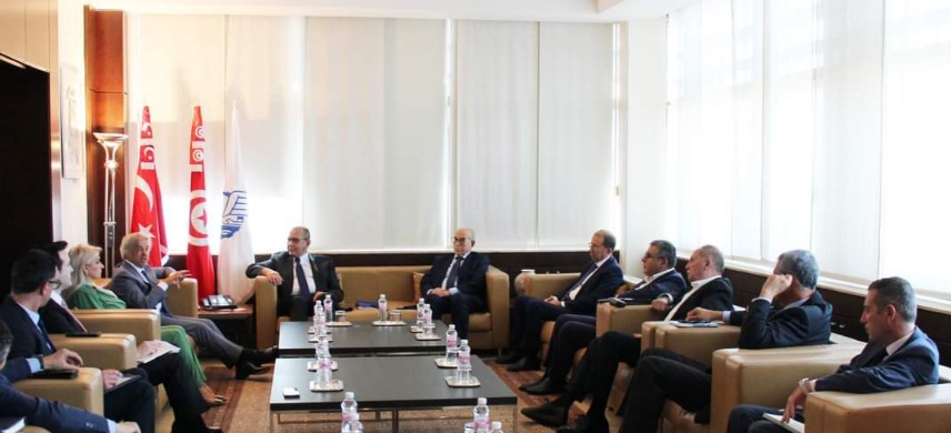 الفرص المتاحة لتطوير الاستثمار والمبادلات بين البلدين محور لقاء ماجول بالسفير التركي