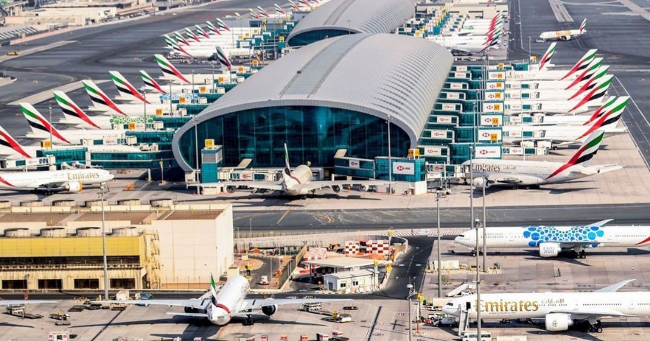 مطارات دبي.. إلغاء 13 رحلة وتحويل مسار 5 أخرى بسبب سوء الأحوال الجوية