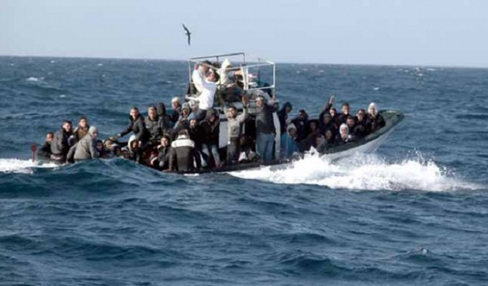  إحباط ثلاث عمليات هجرة غير نظامية بحرا والقبض على 56 شخصا بينهم أجانب