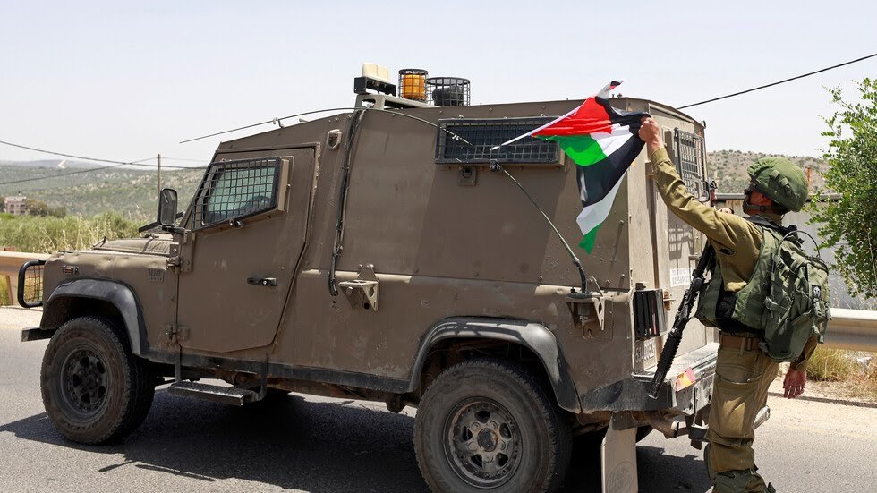   ‎إعلام إسرائيلي: صفقة تبادل الأسرى مع "حماس" في طريقها إلى الحل