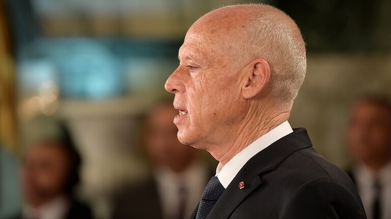 سعيد حول الهجرة السرية: " يهاجرون لان الأمل مفقود بل إن الحلم أصلاً مفقود"...