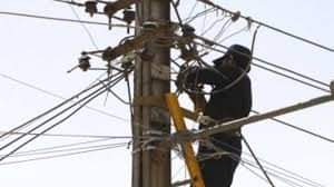   مهندسو الشركة التونسية للكهرباء:حالة خطيرة  تشوب امداد البلاد بالكهرباء 