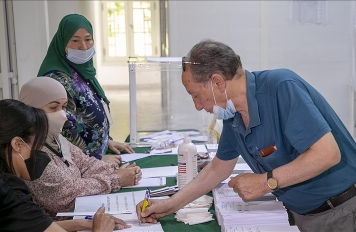 مشاركة ضعيفة في الانتخابات البرلمانية بالجزائر 
