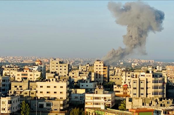 إسرائيل تقصف موقعاً في غزة