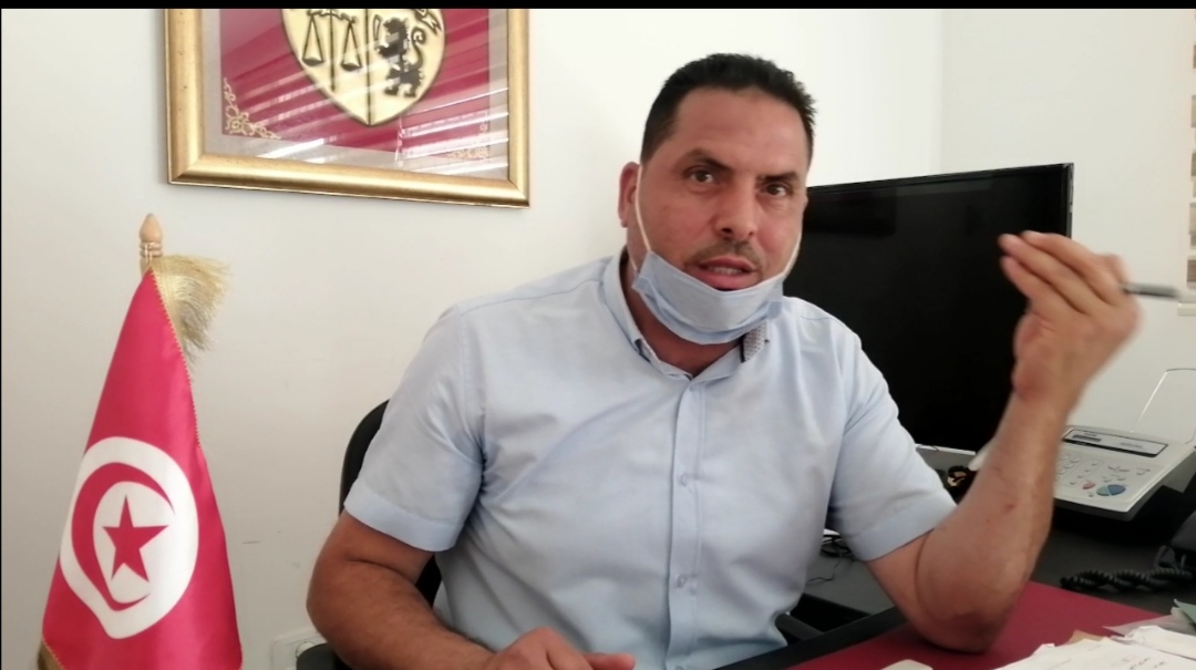 رئيس بلدية سيدي ثابت يتحدث لـ"الصباح نيوز" عن مشاكل التنوير وحملة النظافة بالجهة... 