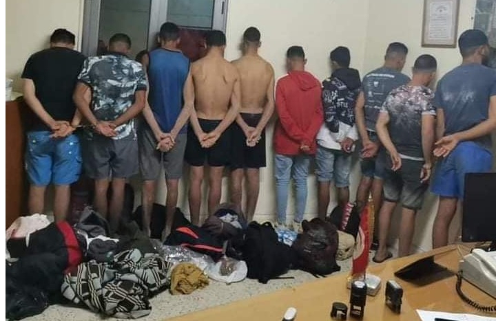 بوفيشة .. من بينهم 5 أفارقة ..الإطاحة ب 16 نفرا كانوا بصدد الإستعداد لاجتياز الحدود البحرية خلسة