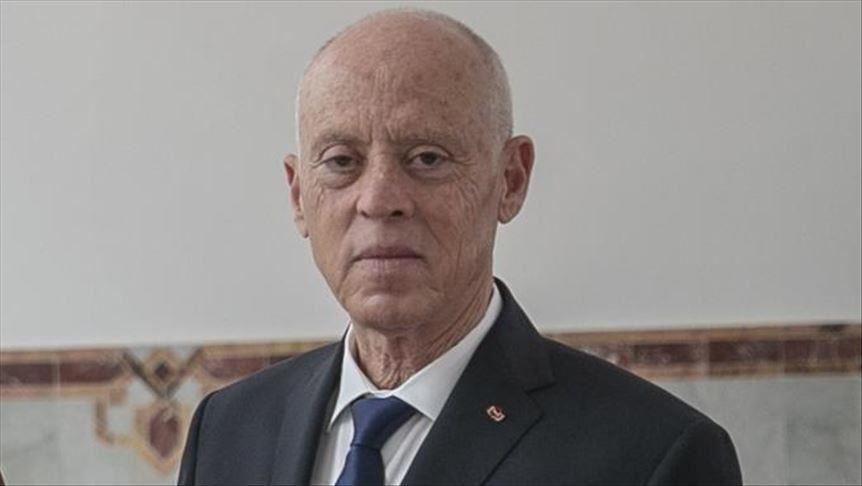 قيس سعيد: هناك من أهمل السدود من أجل بيع الماء المعدني وسيجري الماء الزُلال من الأعين الصافية..