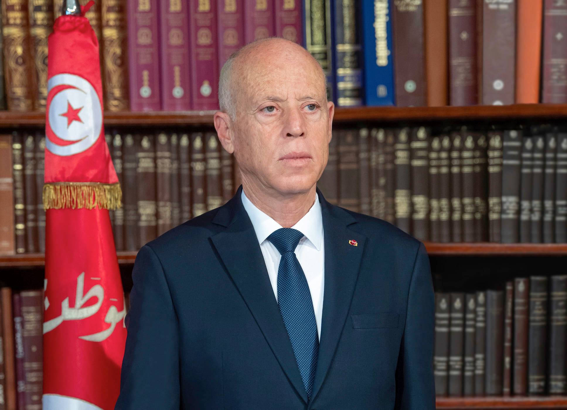 قيس سعيد: أريد أن أبين للعالم أن تونس تمر بظروف وتدابير استثنائية نتيجة لجائحة سياسية لا تزال قائمة..