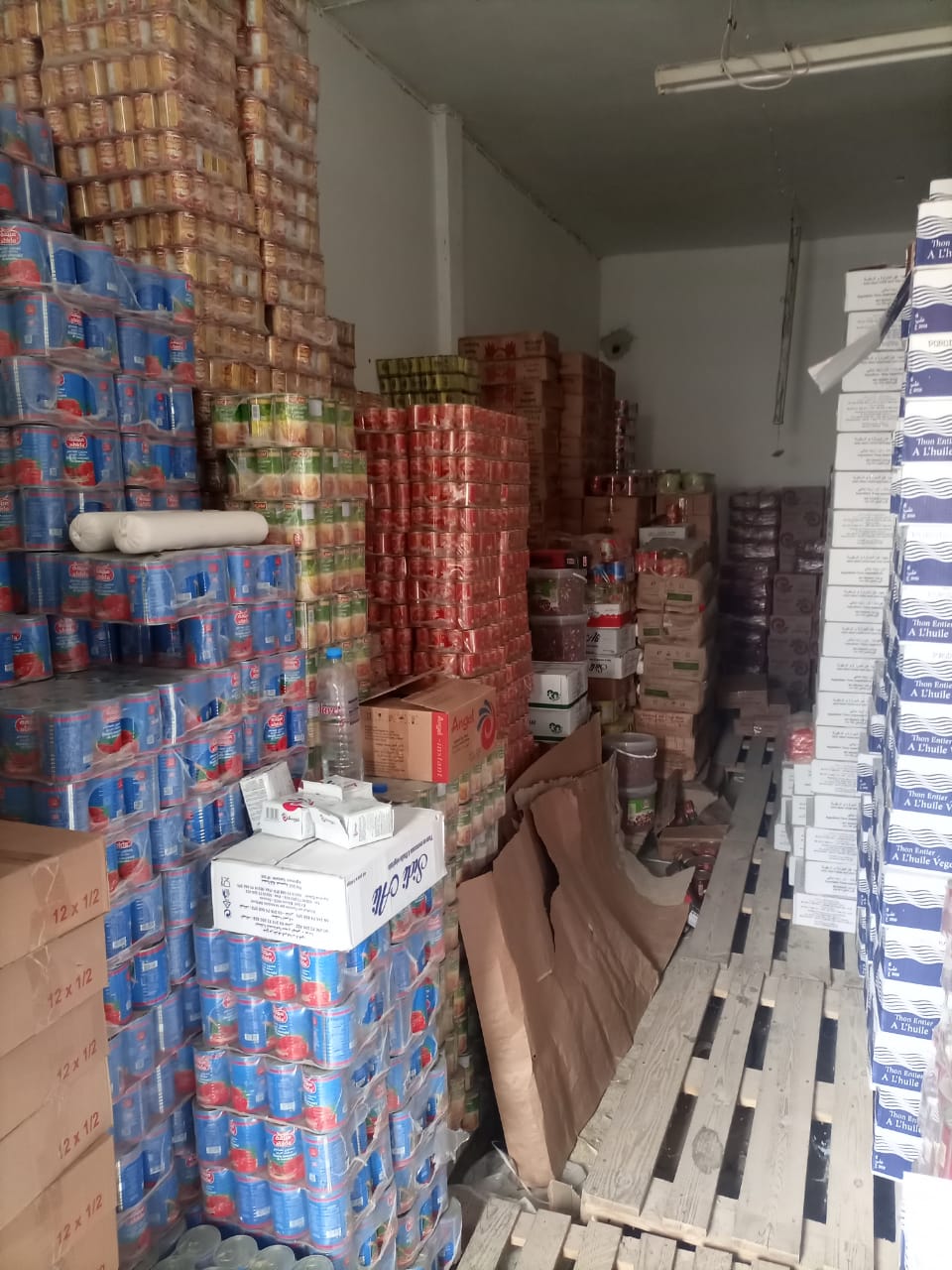 الكاف.. حجز مواد غذائية بقيمة 300 الف دينار 