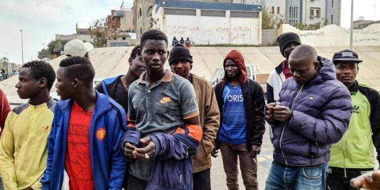 منظمة الهجرة تدعو ليبيا لوقف استخدام القوة ضد المهاجرين