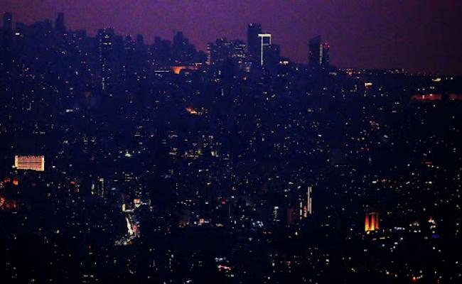  لبنان يغرق في الظلام!!