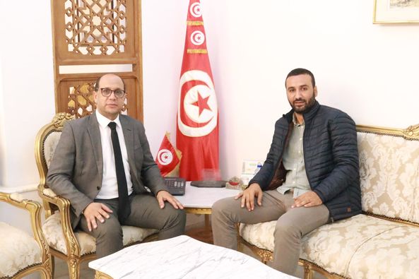 وزير الشؤون الاجتماعية يلتقي نقيب الصحفيين  