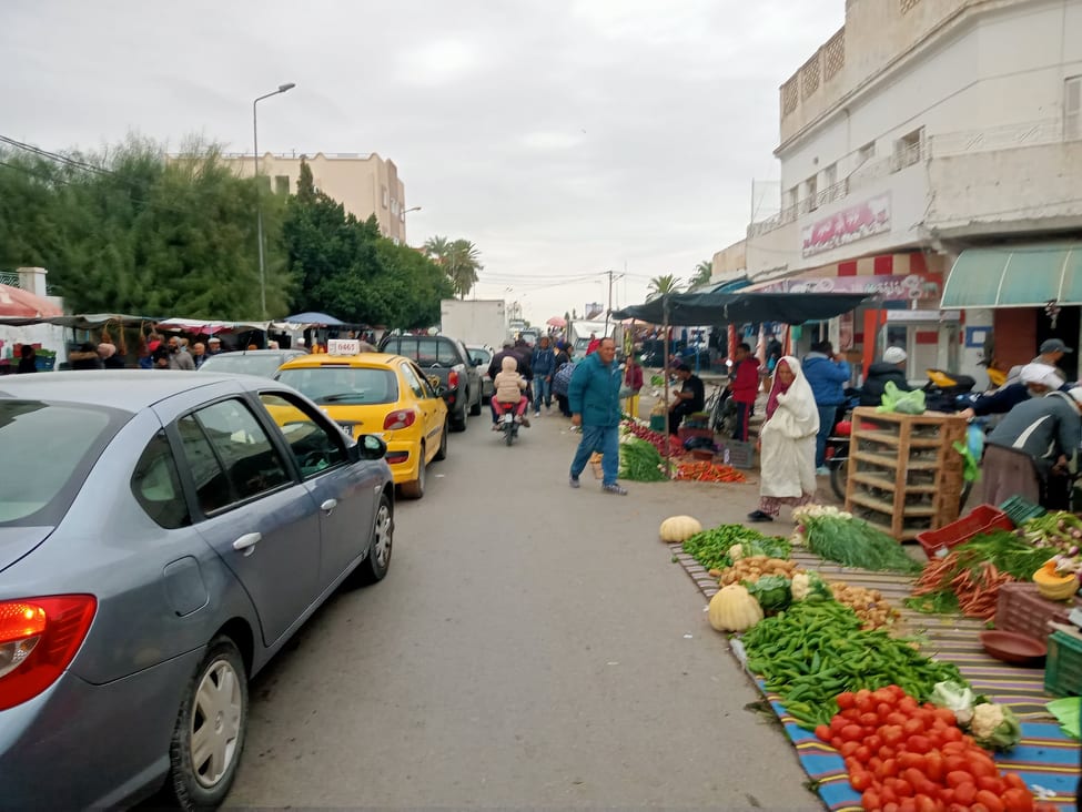 القيروان... تجار السوق البلدي "بالنحايسية" غاضبون