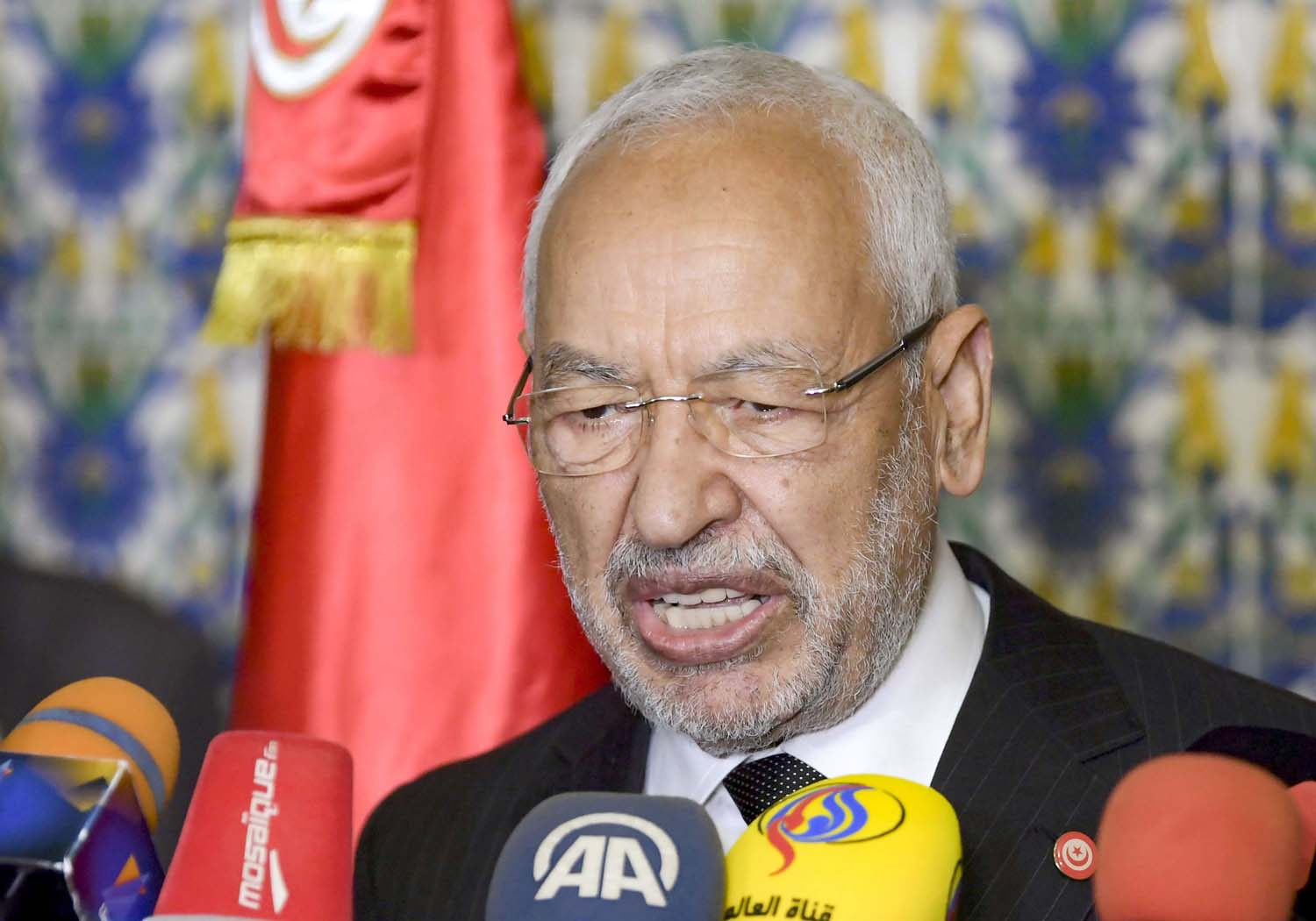 الغنوشي: "تعطيل البرلمان سنة أخرى غير قانوني"