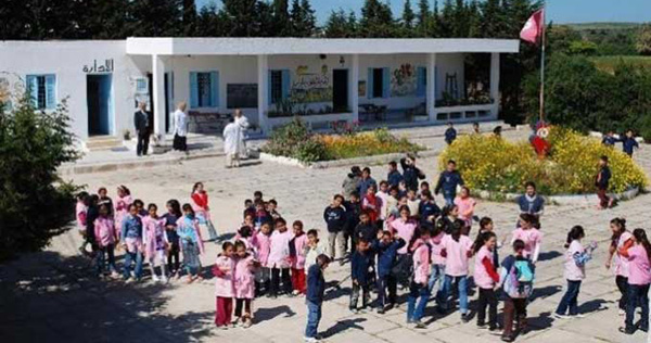 عضو جامعة الثانوي لـ"الصباح نيوز": الوضع الوبائي بالمؤسسات التربوية خطير جدا وينبئ بكارثة مجتمعية