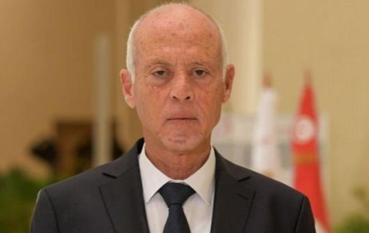    سعيد: يضعون على أعمدة الصحف الاستفتاء الالكتروني بين ظفرين فلو وضعوا انفسهم بين ظفرين لكان افضل