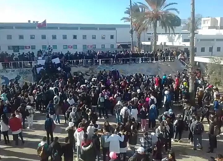 سوسة: تحرّكات تلمذية للمطالبة بإيقاف الدروس بسبب كورونا