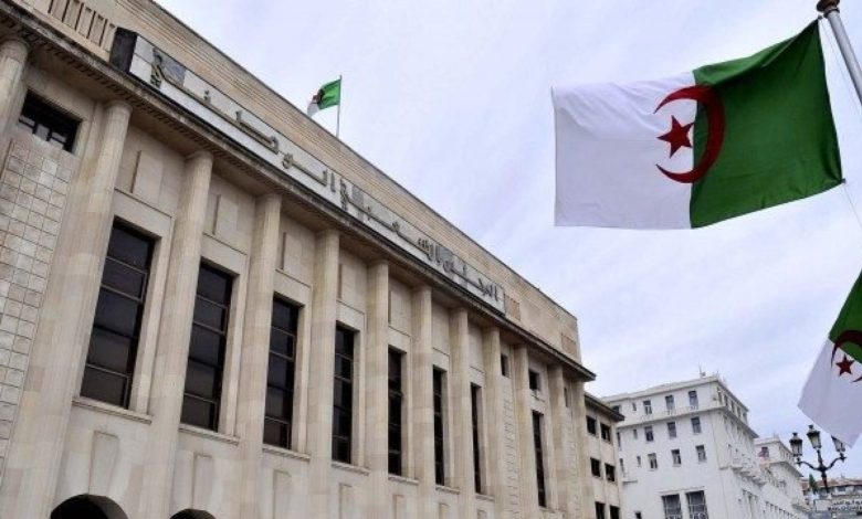 الجزائر.. 4 وزراء ومسؤولين يمثلون أمام لجنة التحقيق البرلمانية