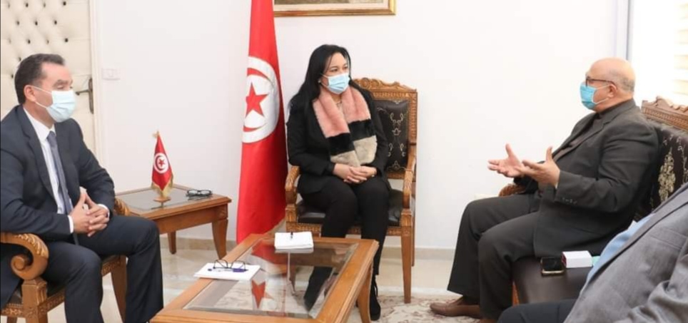وزيرة المرأة تلتقي برئيس جمعية الوقاية من حوادث الطرقات