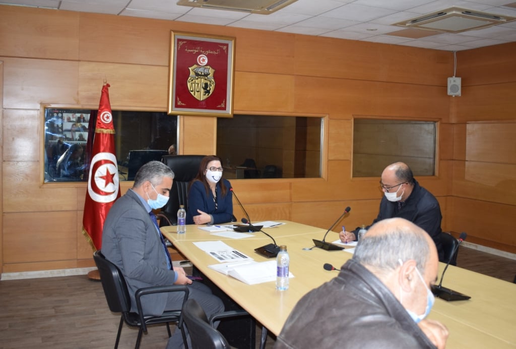 وزيرة التجارة  وتنمية الصادرات تشرف على الاجتماع الدوري للمديرين الجهويين
