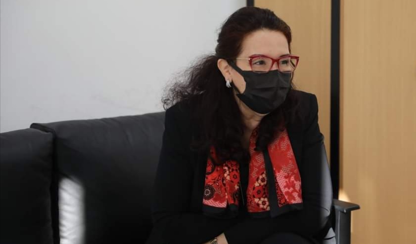 وزيرة الثقافة في افتتاح الدورة 5 لملتقى شكري بلعيد للفنون: "الشهيد صدح بشعار مائة وردة بمائة لون"