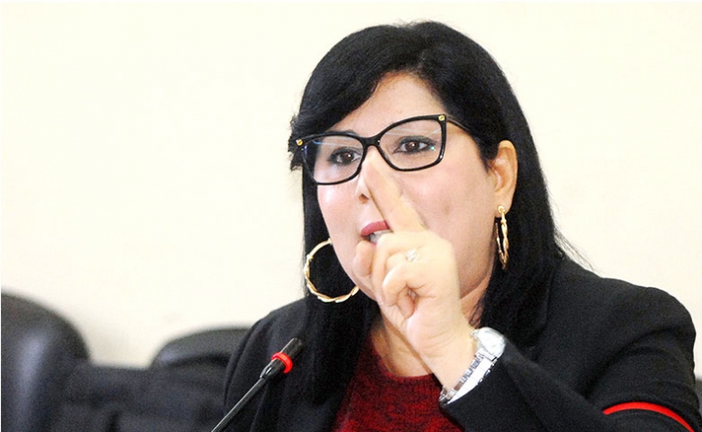 موسي خلال وقفة احتجاجية: رفعنا قضية ضد وزارة تكنولوجيات الاتصال بسبب الاستشارة الوطنية