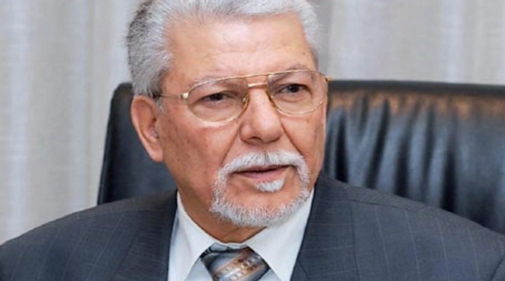   الطيب البكوش: يجب أن تعمل تونس على توسيع علاقاتها الدولية