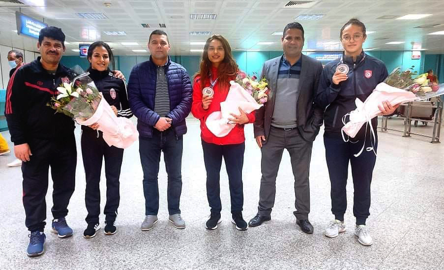 استقبال الأبطال لمنتخب المصارعة النسائية