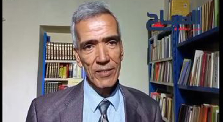 تتضمن كتبا ومنشورات مختلفة.. الأديب البشير الشريف يهدي مكتبته لجمعية صيانة مدينة قفصة