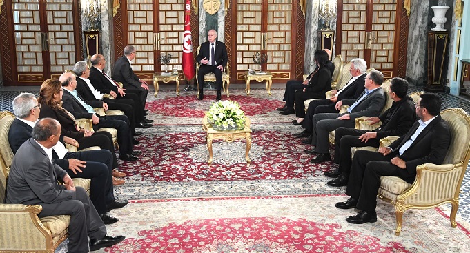 سعيد لدى استقباله الطبوبي : الحوار سيكون بناء على مخرجات الاستشارة الوطنية لا مع هؤلاء ...