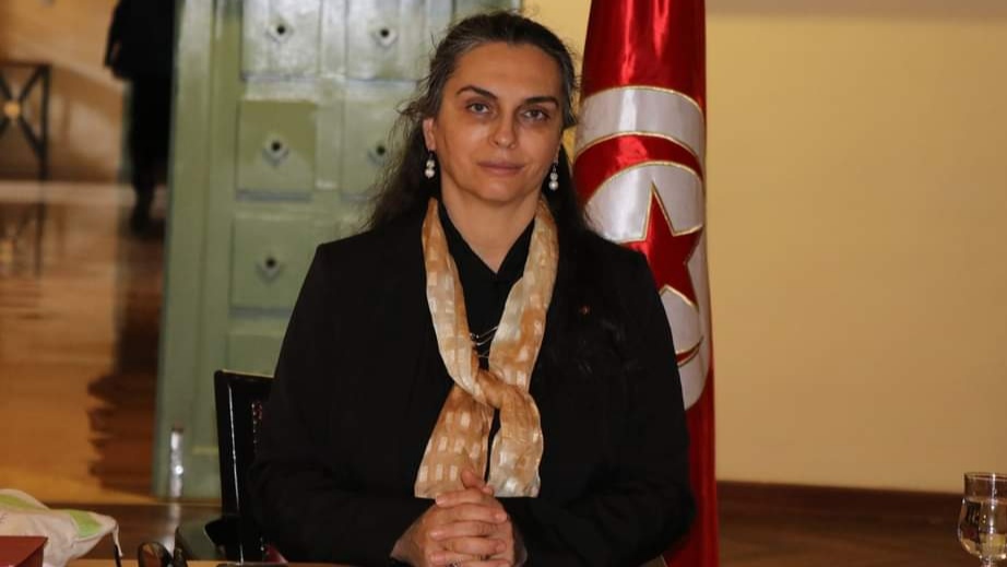  إثر حادثة سفينة الشحن التجارية.. وزيرة البيئة في طريقها إلى قابس