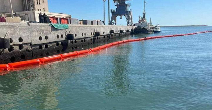 حادثة غرق السفينة.. دول تعرب عن استعدادها لتقديم يد المساعدة لتونس