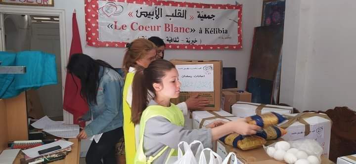 يتواصل نشاطها خلال النصف الثاني من رمضان: جمعية "القلب الابيض بقليبية" تقدم مساعدات للايتام  والعائلات المعوزة 