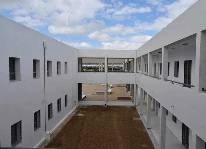 وزير التربية يطلع على المراحل الأخيرة لتشييد المركب التربوي بالبحر الأزرق 