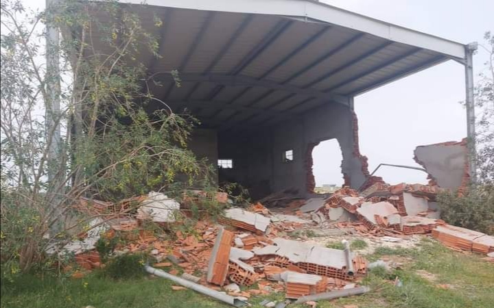  القيروان..  هدم مخزن عشوائي مشيد على موقع أثري في رقادة