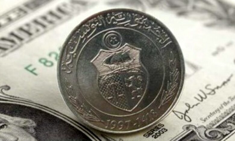 هبوط جديد للدينار التونسي الى مستوى قياسي بـ 3.101 د مقابل الدولار..