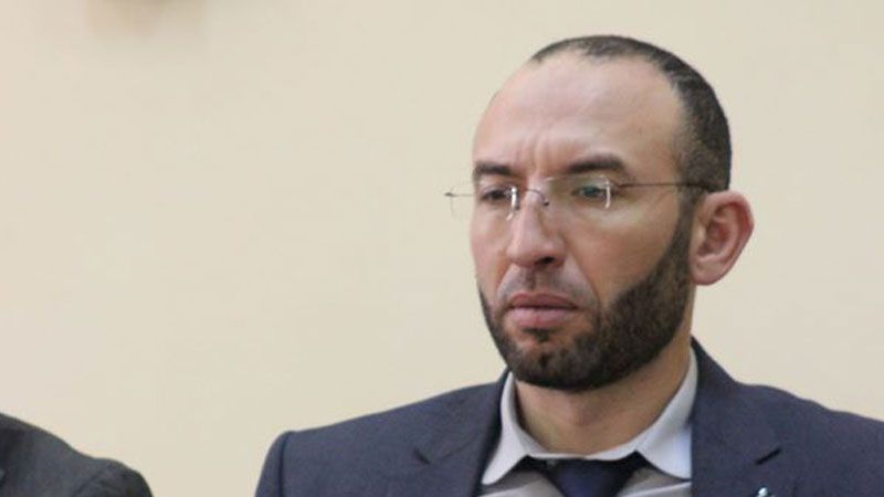 محمد العفاس يسلم نفسه للقضاء العسكري ..وهذا ما قاله ديلو 
