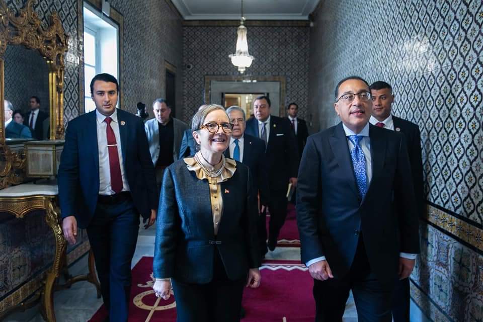 علاقات التعاون الاقتصادي والاستثماري محور لقاء رئيسة الحكومة برئيس مجلس الوزراء المصري
