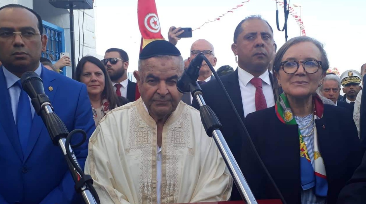   رئيسة الحكومة في إفتتاح زيارة الغريبة:تونس قادرة على صنع مستقبل افضل بسواعد ابنائها..و الظروف مهيأة  لانجاح كل المحطات
