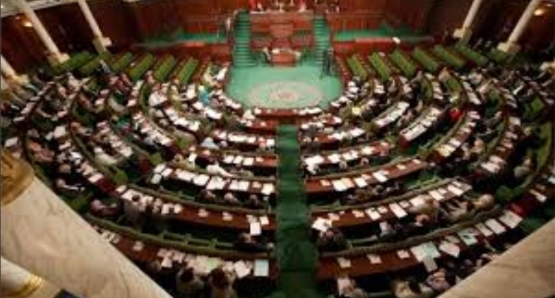 مدير معهد السياسة لـ"الصباح نيوز": الاقتراع على الأفراد يقتضي الترفيع في تركيبة مجلس نواب الشعب