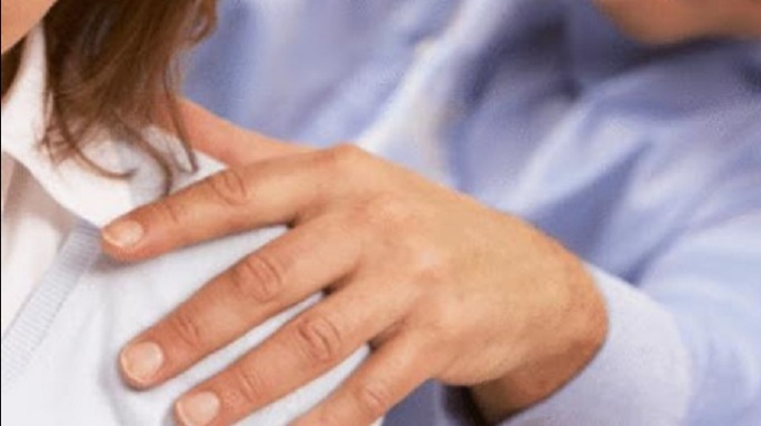  المنستير.. بطاقة ايداع بالسّجن في حق قيّم عام يتحرّش بالتلميذات وبأمهات التلاميذ