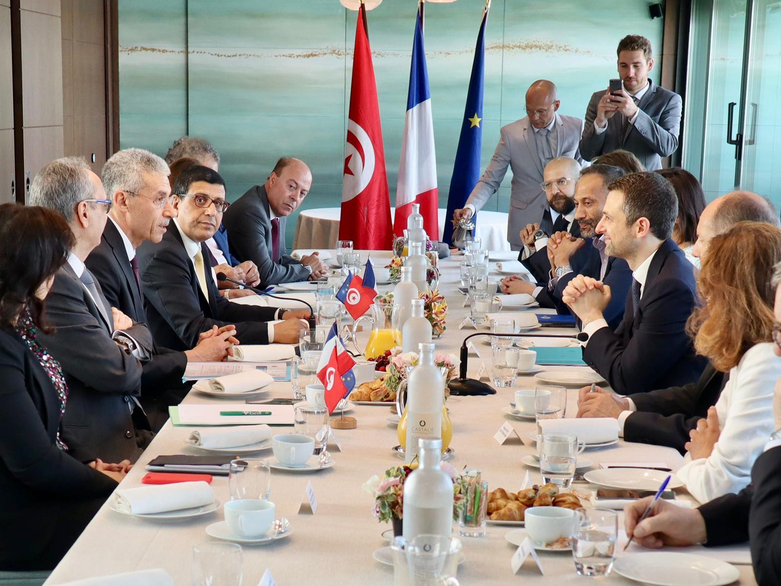    تواصل الترويج "لمنتدى تونس للاستثمار"TIF 2022   في كل من فرنسا وإسبانيا