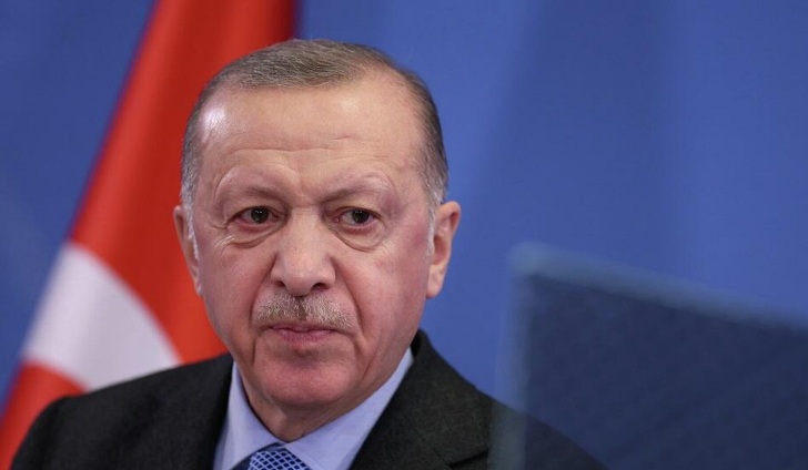 أردوغان: رئيس الوزراء اليوناني "لم يعد موجودا" بالنسبة لي