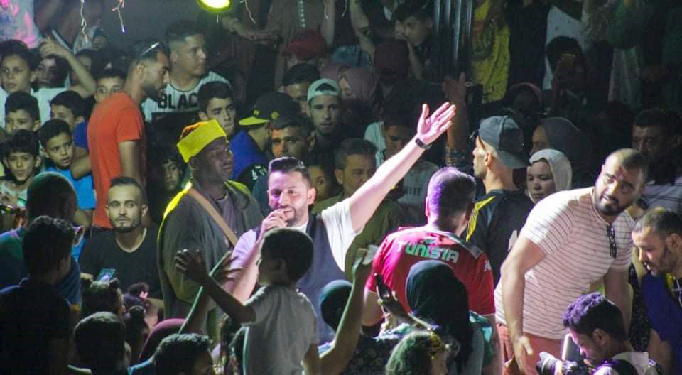 مدنين.. الفنان رؤوف ماهر في حفل خيري