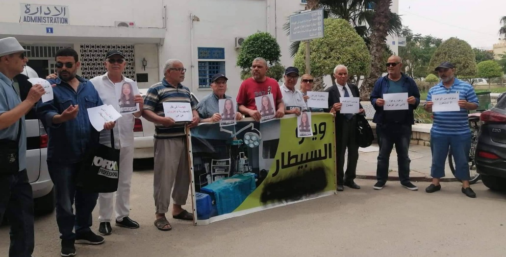  القيروان..مواطنون يدخلون في اعتصام مفتوح في مستشفى ابن الجزار و هذه مطالبهم..