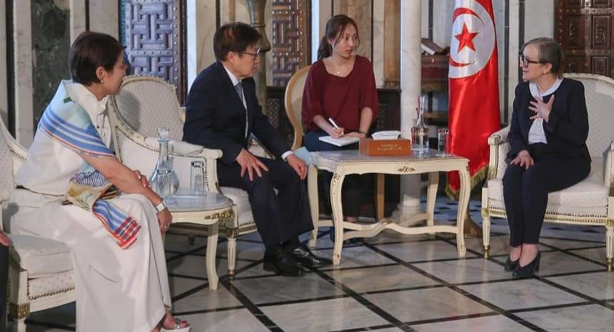 بودن تلتقي رئيس الوفد الكوري المشارك في فعاليات المؤتمر الدولي حول "تمويل الاستثمار والتجارة في افريقيا"