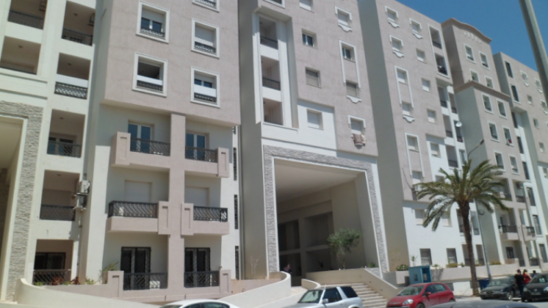 رئيس الغرفة النقابية الوطنية للباعثين العقاريين لـ"الصباح" : قطاع البعث العقاري يمر بأسوإ فتراته وعلى الدولة التحرك بكل ثقلها لإنقاذه