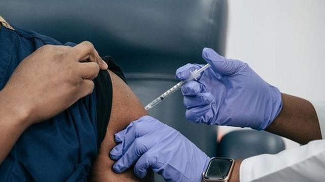 أكثر من 6 ملايين و 376 ألف شخص يستكملون التلقيح ضد كورونا الى حدود الاثنين
