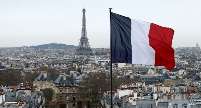 فرنسا تفتح تحقيقا في مزاعم اغتصاب ضد وزيرة