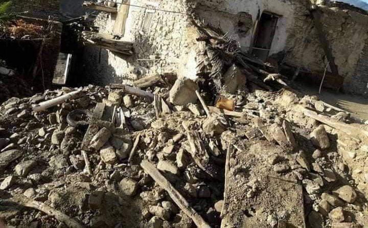 زلزال يقتل 300 أفغانيا والحصيلة مرجّحة للارتفاع
